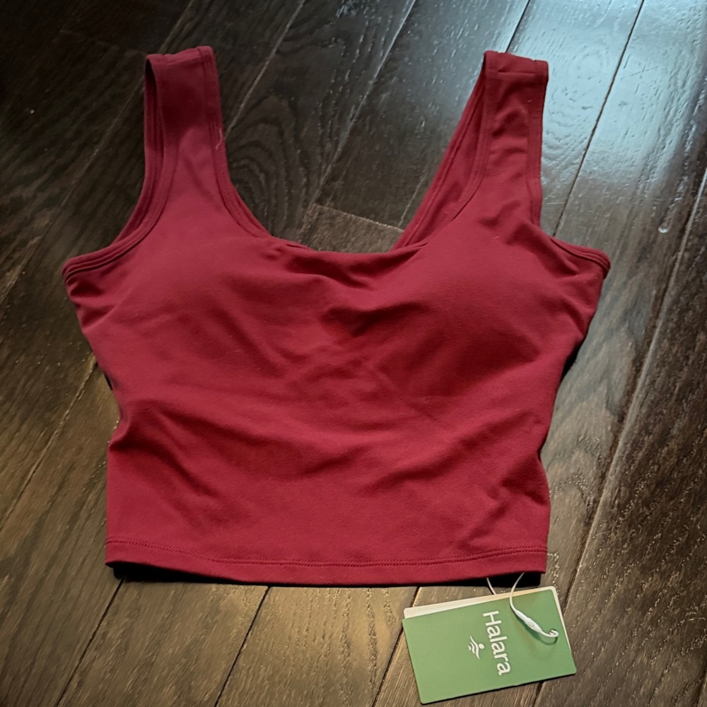 HALARA Wine Crop Top